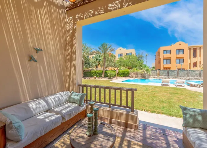 Stunning Poolhouse Duplex - 3 Bedrooms - South Marina - El Gouna